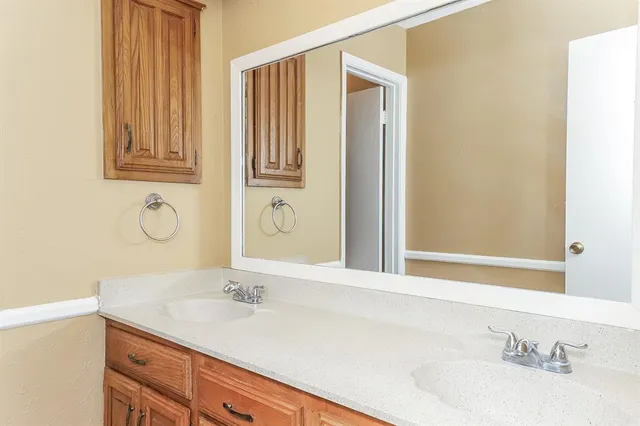 $2,250 | 857 Via Altos, Mesquite, TX 75150