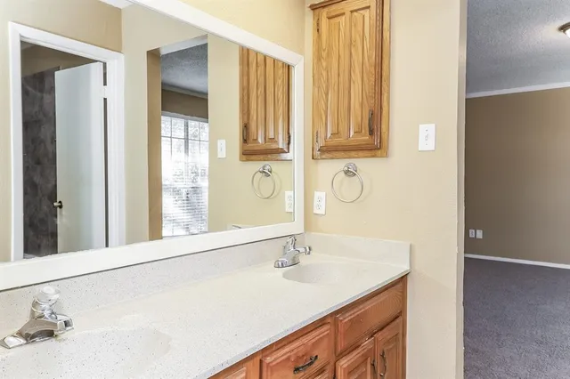 $2,250 | 857 Via Altos, Mesquite, TX 75150