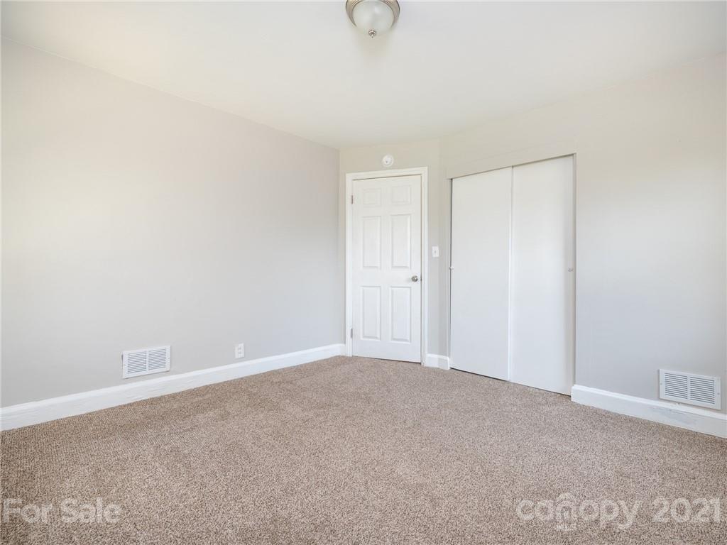 502 Davis Park Road Gastonia, NC 28052 - Photo 14 of 20 a view of an empty room