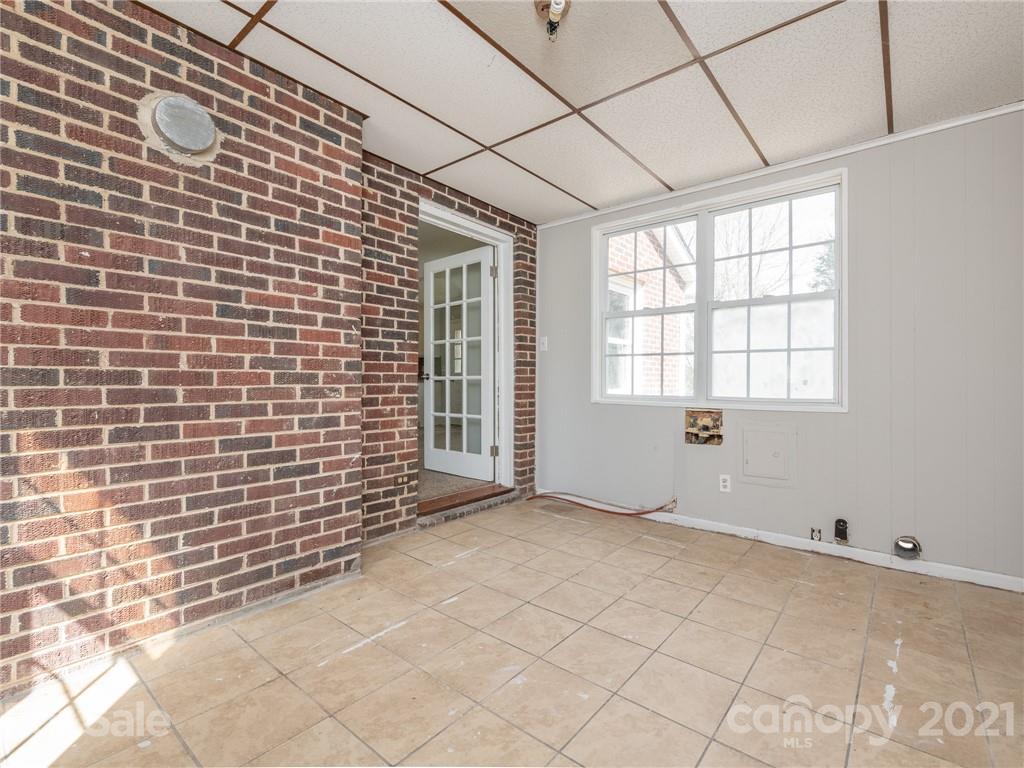 502 Davis Park Road Gastonia, NC 28052 - Photo 17 of 20 a view of an empty room with a window