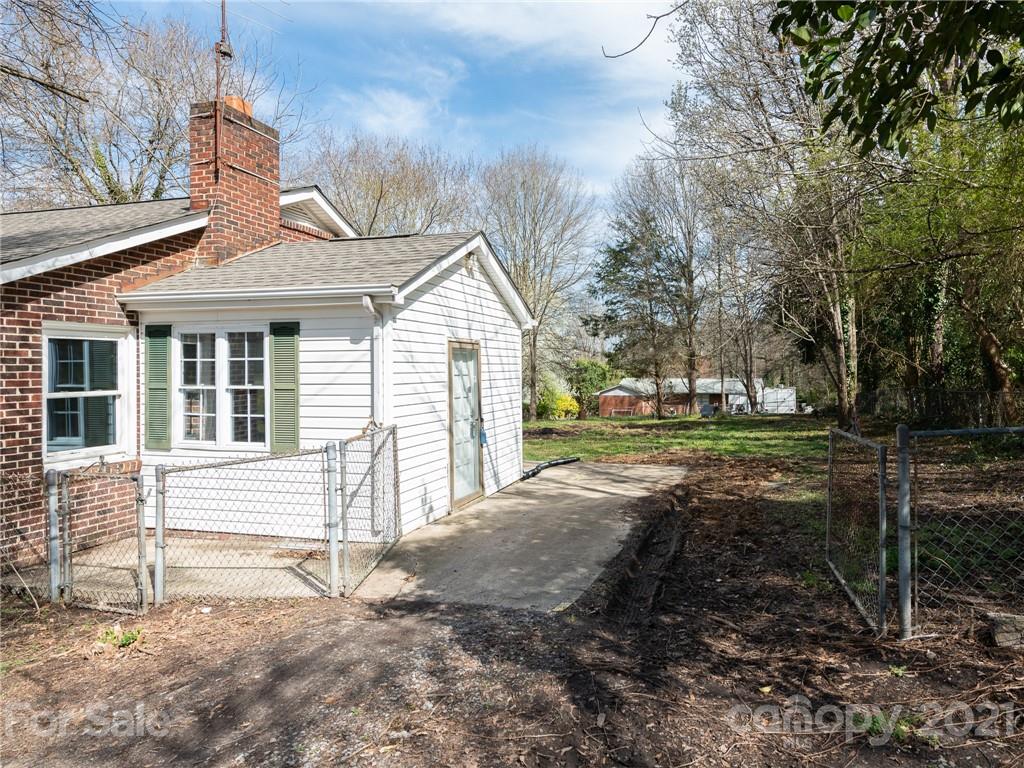 502 Davis Park Road Gastonia, NC 28052 - Photo 19 of 20 a view of a house with a yard