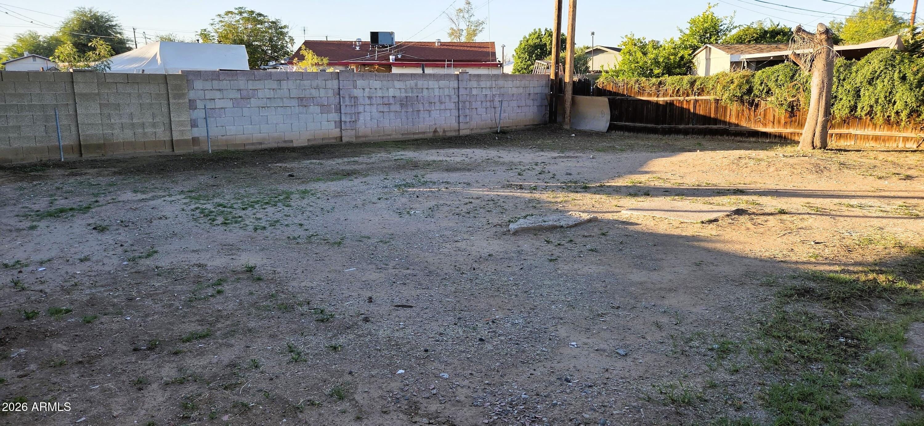 5721 West Cheery Lynn Road Phoenix, AZ 85031 - Photo 16 of 20 a view of a backyard