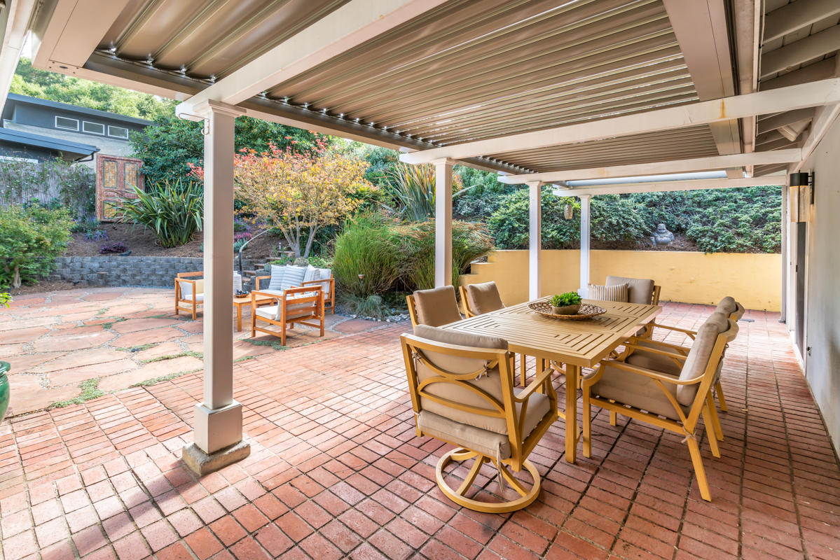 612 Mission Ridge Road Santa Barbara, CA 93103 - Photo 23 of 41 Covered Patio - 612 Mission Ridge