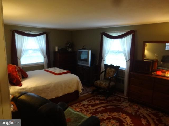 109 Whitney Road Lancaster, PA 17603 - Photo 8 of 22 Gallery Image 8