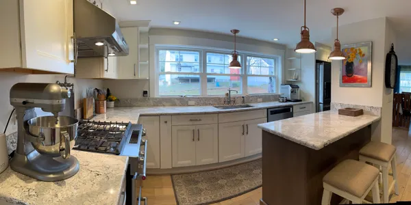$715,000 | 21 Leavitt Road, Hampton, NH 03842