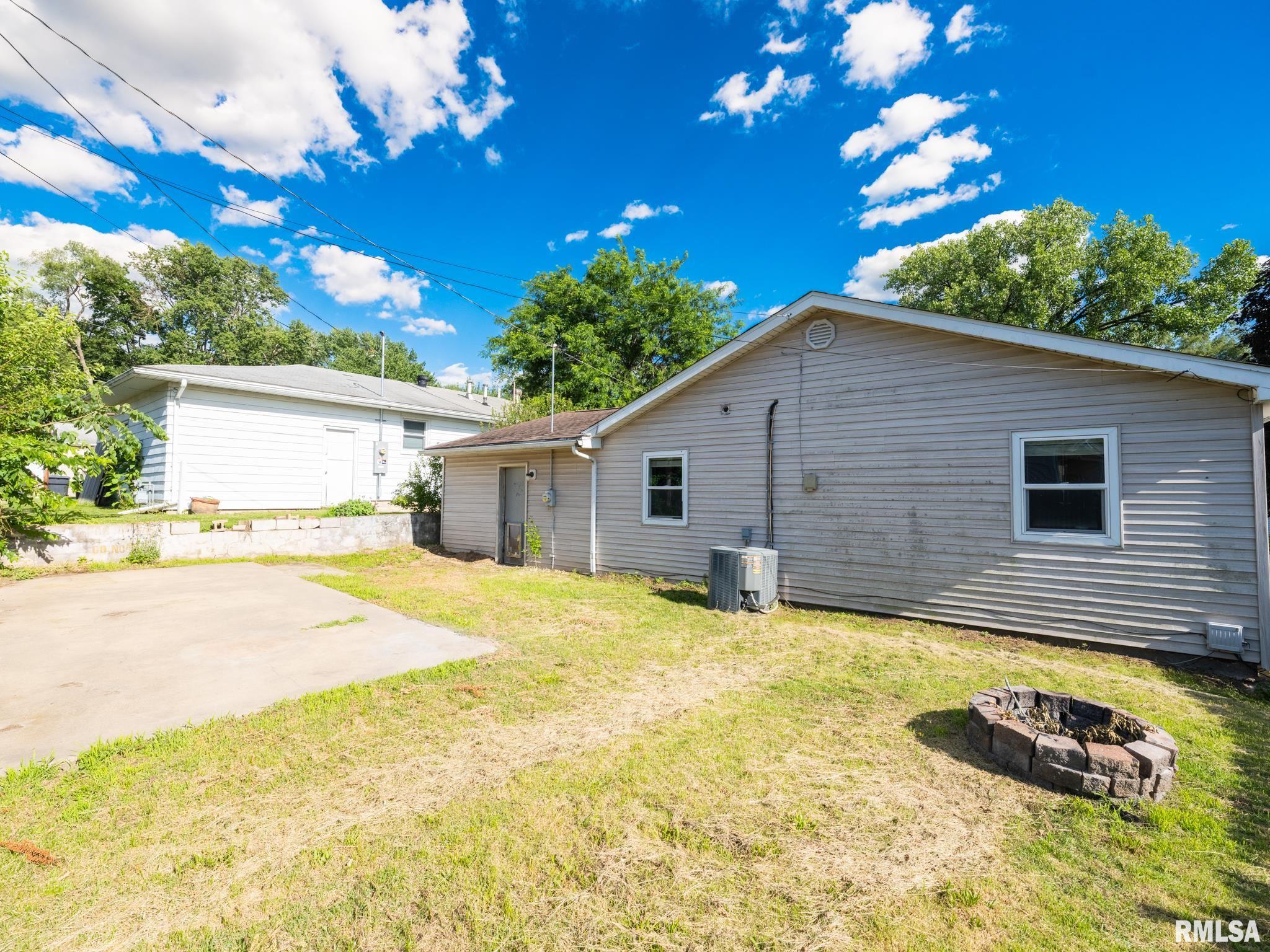 1409 Bush Street Pekin, IL 61554 - Photo 32 of 33