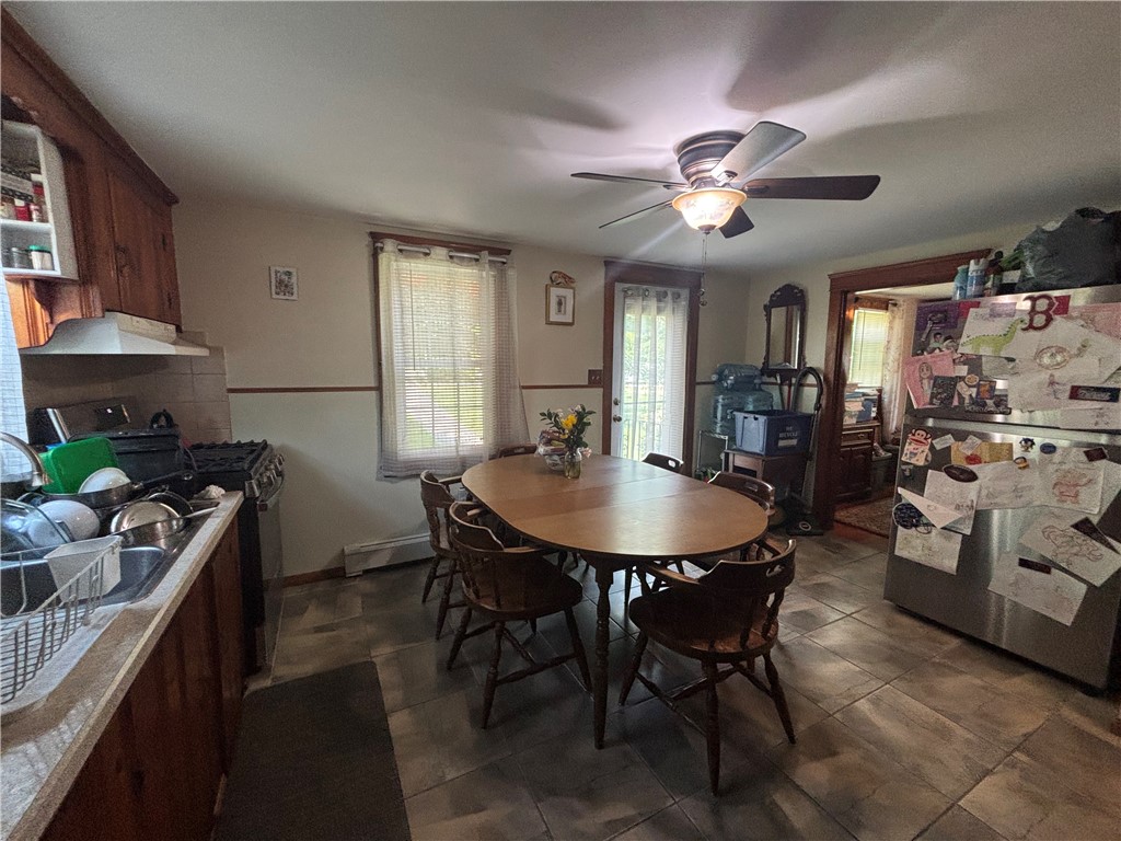 429 Central Pike Scituate, RI 02857 - Photo 15 of 34 Kitchen Alt View