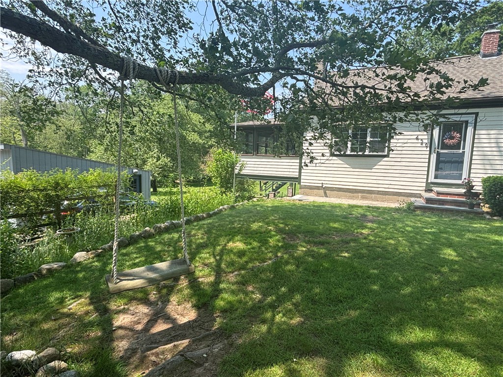 429 Central Pike Scituate, RI 02857 - Photo 10 of 34 Tree Swing