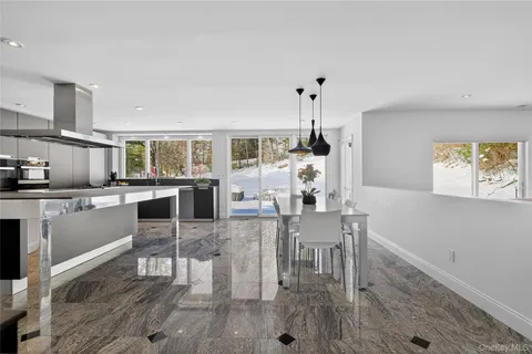 $3,199,000 | 48 Westwood Court, Woodbury, NY 11797