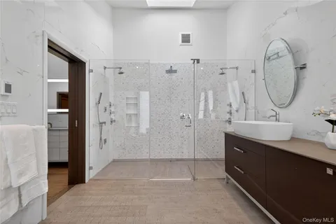 $3,199,000 | 48 Westwood Court, Woodbury, NY 11797