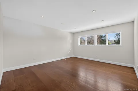 $3,199,000 | 48 Westwood Court, Woodbury, NY 11797