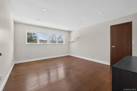 $3,199,000 | 48 Westwood Court, Woodbury, NY 11797