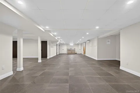 $3,199,000 | 48 Westwood Court, Woodbury, NY 11797