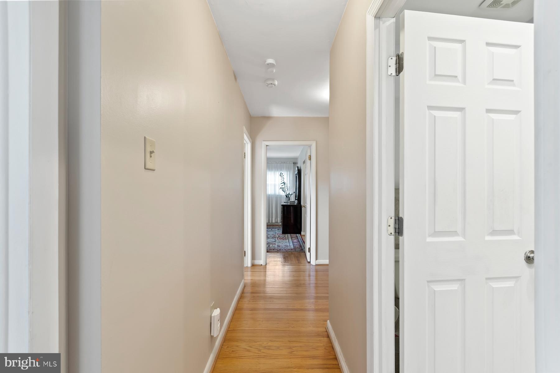 12 Colgate Drive Cherry Hill, NJ 08034 - Photo 23 of 33 Upstairs hallway