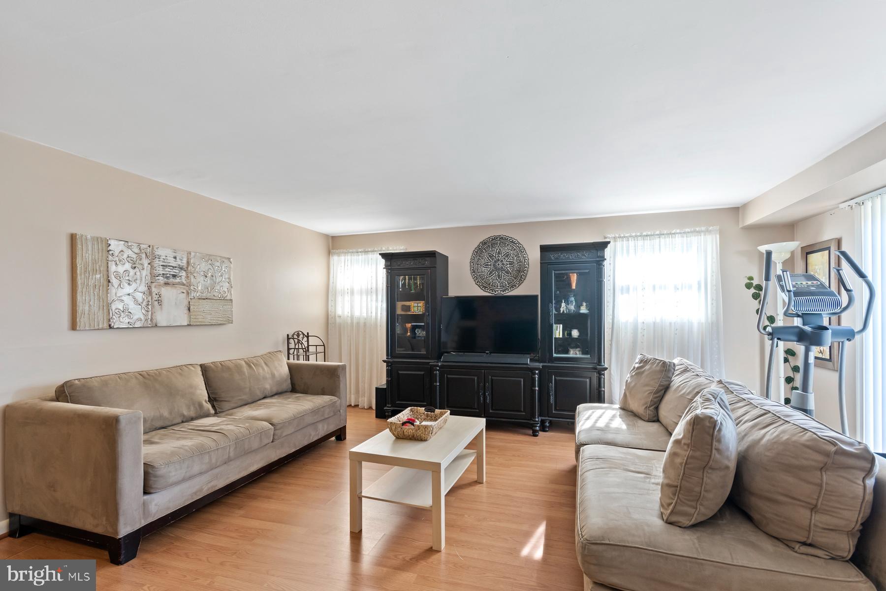 12 Colgate Drive Cherry Hill, NJ 08034 - Photo 25 of 33