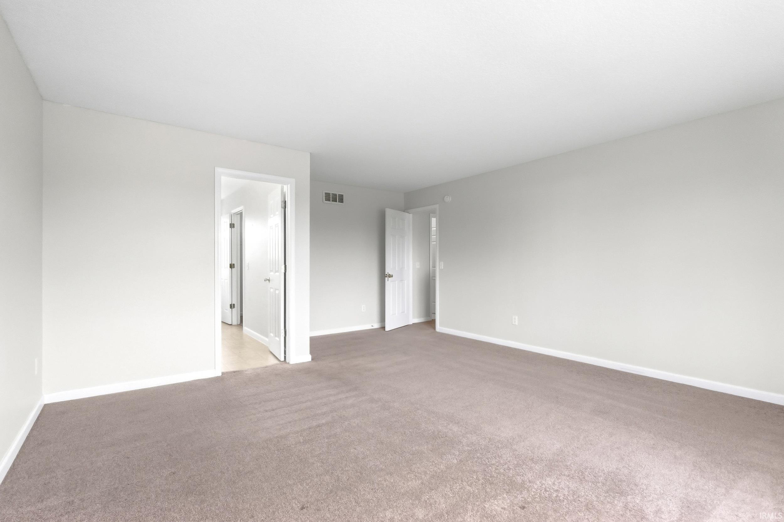 202 Riley Place Fort Wayne, IN 46825 - Photo 15 of 34 Gallery Image 15
