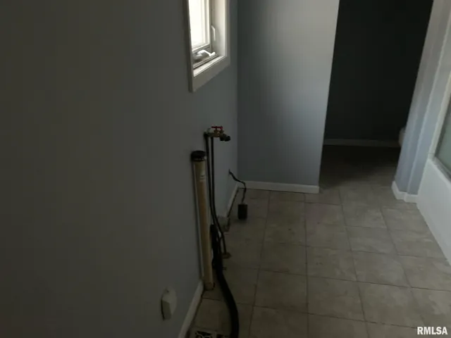 $32,000 | 924 North Crafford Street, Bushnell, IL 61422