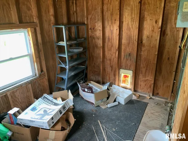 $32,000 | 924 North Crafford Street, Bushnell, IL 61422