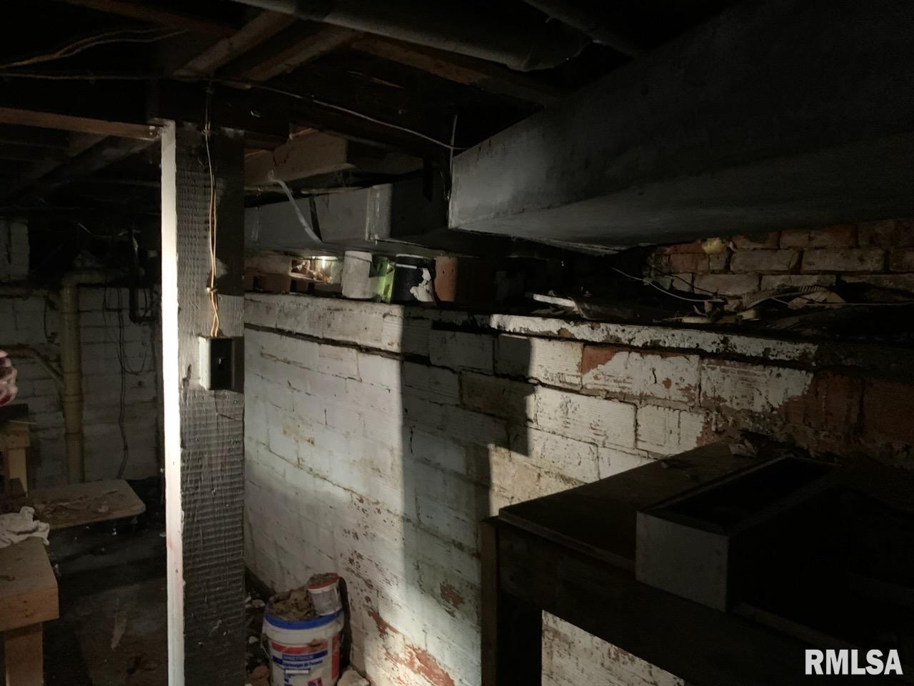 924 North Crafford Street Bushnell, IL 61422 - Photo 22 of 27