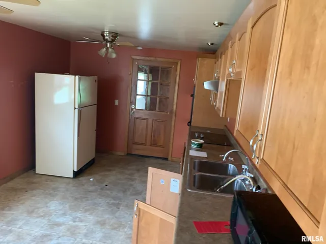 $32,000 | 924 North Crafford Street, Bushnell, IL 61422