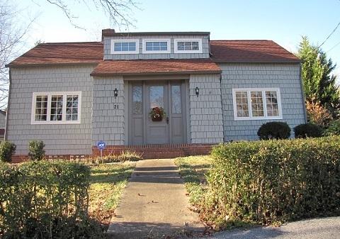 21 East Circle Road Norris, TN 37828 - Photo 1 of 1 Front 21 East Circle_480x337 (1)