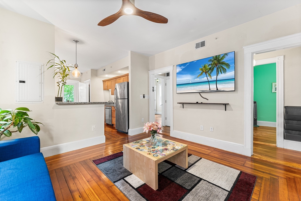 5 Bailey Street, Unit 1 Boston, MA 02124 - Photo 4 of 20 Gallery Image 4