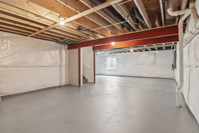 a view of a indoor garage