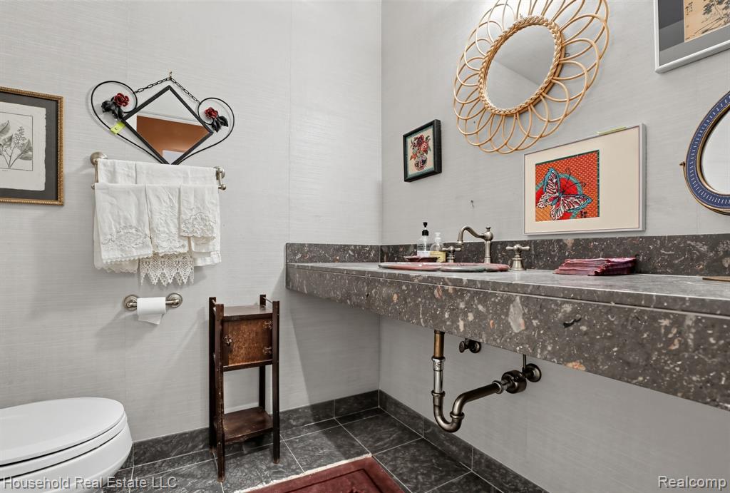 25711 Branchaster Road Farmington Hills, MI 48336 - Photo 20 of 32 Gallery Image 20