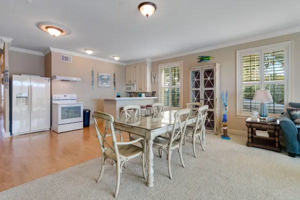 $2,023,900 | 724 Harbor Boulevard, Unit 101 & 201, Destin, FL 32541