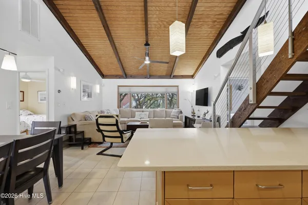 $899,000 | 125 Seabreeze Drive, Duck, NC 27949