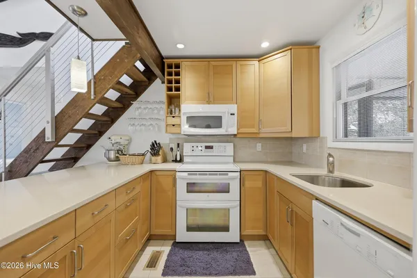 $899,000 | 125 Seabreeze Drive, Duck, NC 27949