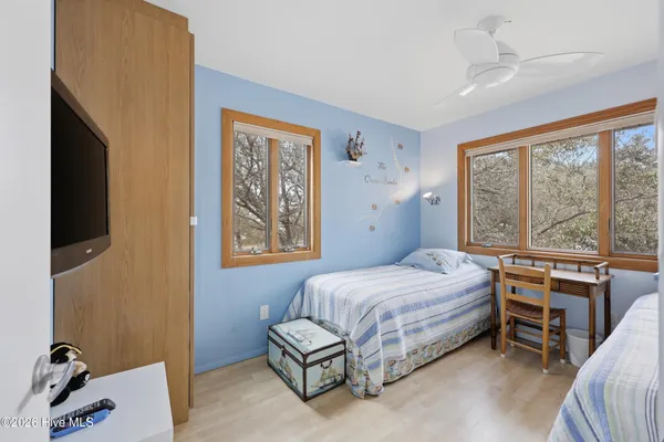 $899,000 | 125 Seabreeze Drive, Duck, NC 27949