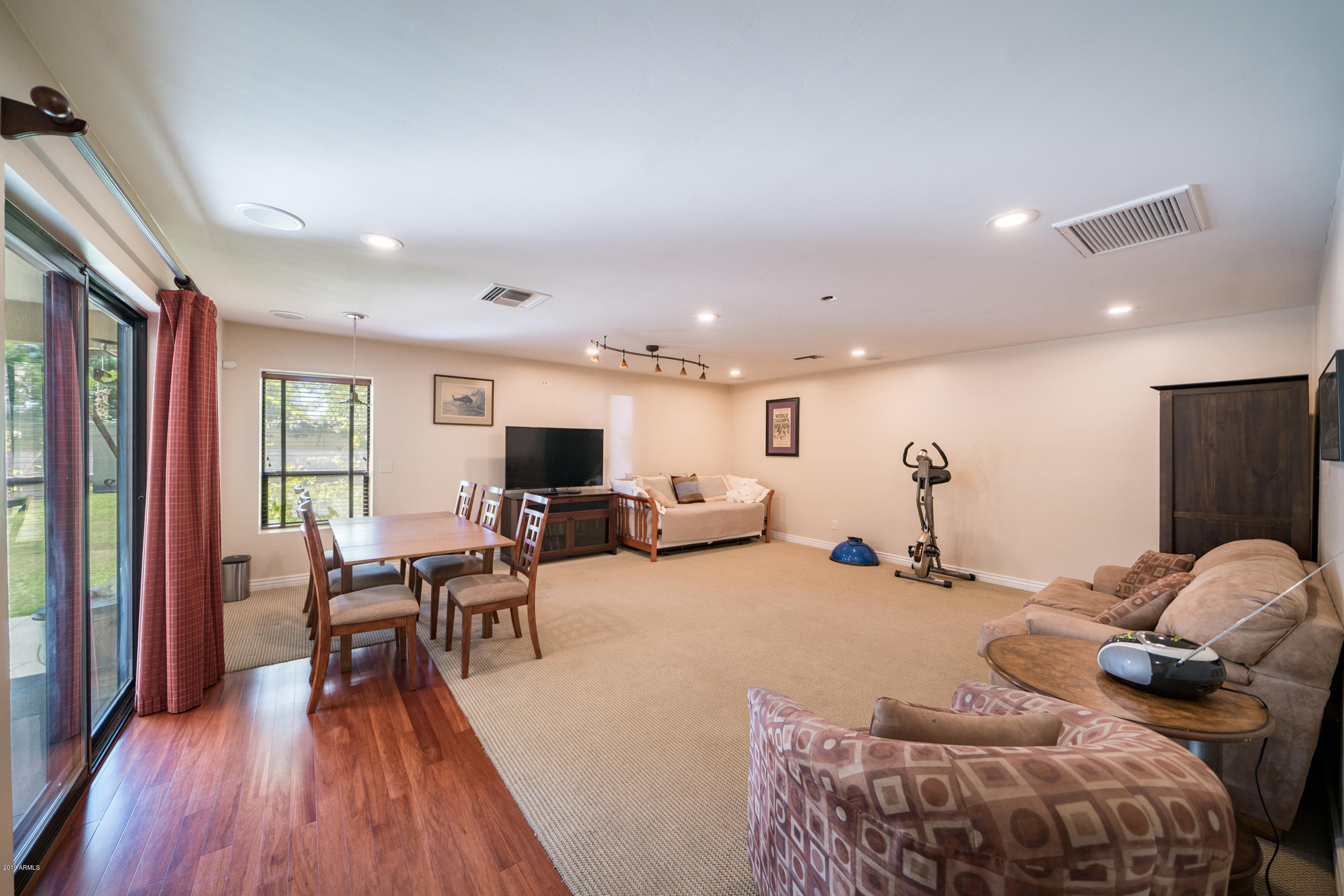 209 West Lamar Road Phoenix, AZ 85013 - Photo 16 of 46 18DSC03981a