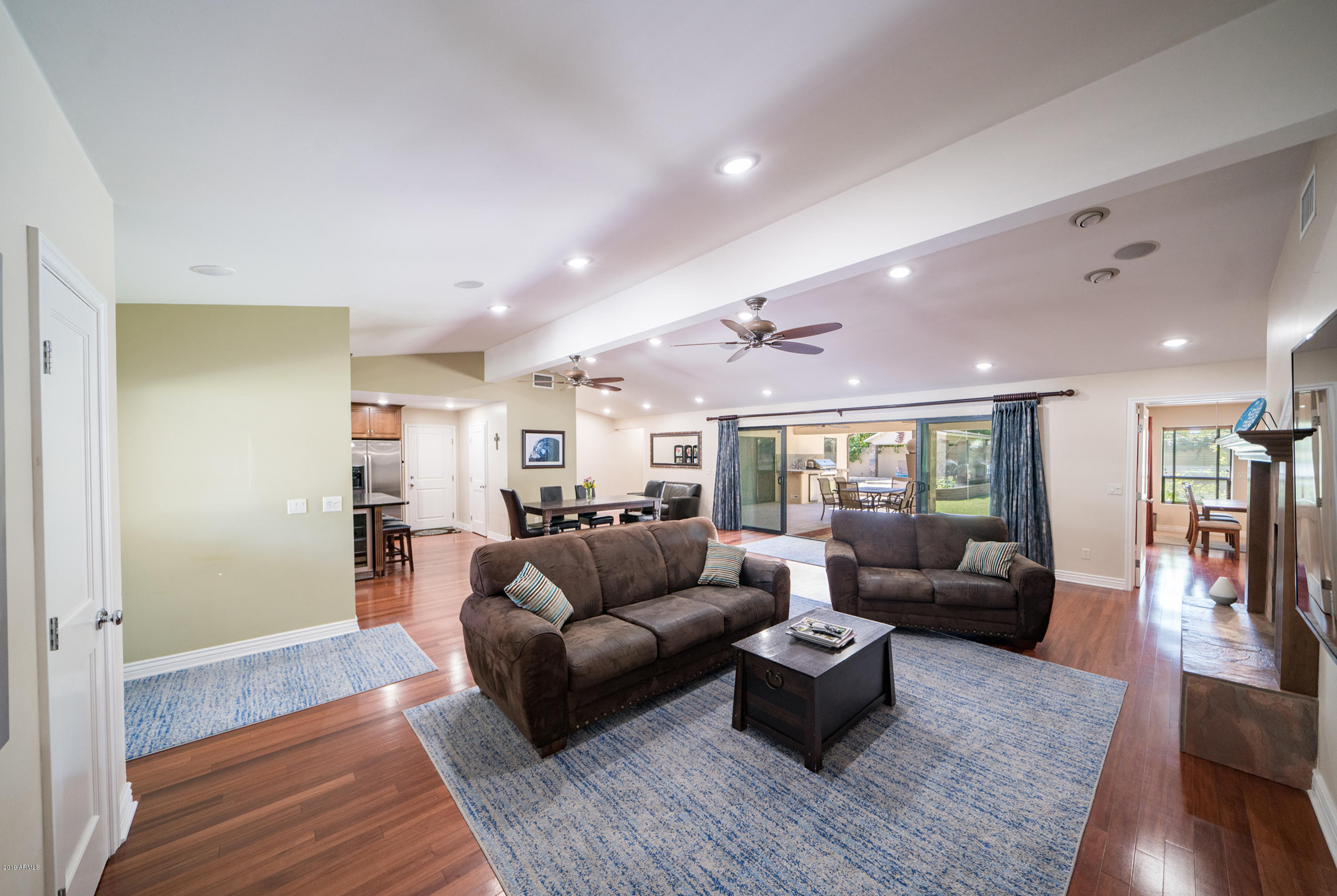 209 West Lamar Road Phoenix, AZ 85013 - Photo 5 of 46 7DSC03987a