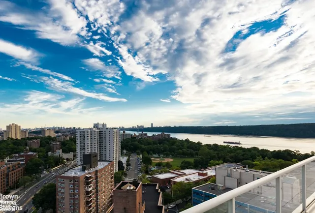$1,250,000 | 640 West 237th Street, Unit 8B | Riverdale