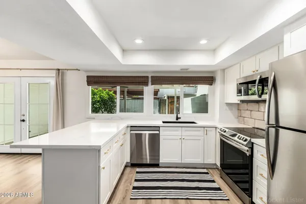 $1,895 | 7804 North 47th Avenue, Glendale, AZ 85301