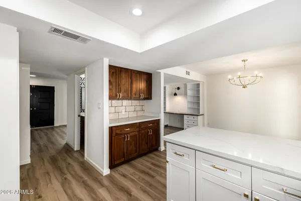 $1,895 | 7804 North 47th Avenue, Glendale, AZ 85301