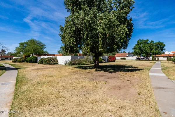 $1,925 | 7804 North 47th Avenue, Glendale, AZ 85301