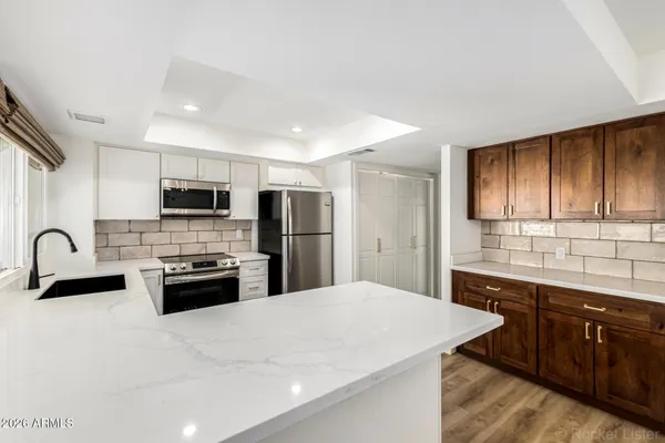 $1,895 | 7804 North 47th Avenue, Glendale, AZ 85301
