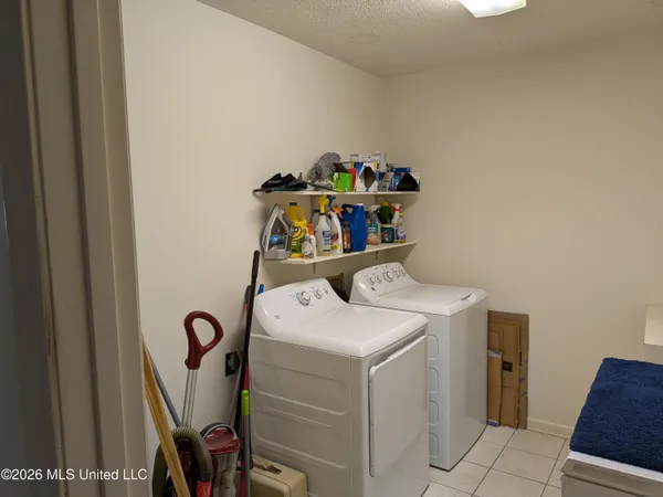 $460,000 | 6110 Nellwood Drive, Olive Branch, MS 38654