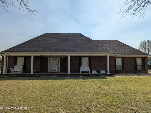 $460,000 | 6110 Nellwood Drive, Olive Branch, MS 38654