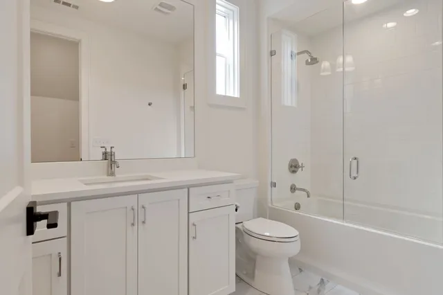 $3,695,000 | 3960 Woodlawn Drive, Nashville, TN 37205