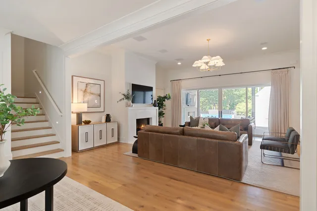 $3,695,000 | 3960 Woodlawn Drive, Nashville, TN 37205