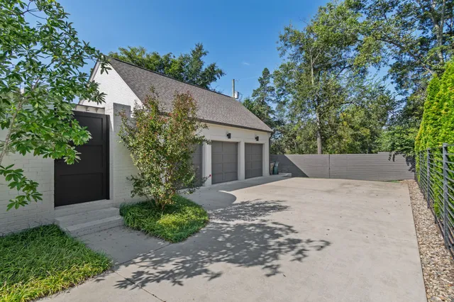 $3,695,000 | 3960 Woodlawn Drive, Nashville, TN 37205