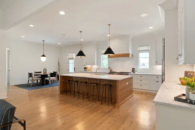 $3,695,000 | 3960 Woodlawn Drive, Nashville, TN 37205