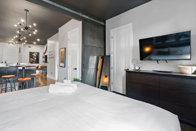 $379,000 | 210 30th Avenue North, Unit 211, Nashville, TN 37203