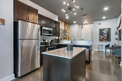 $379,000 | 210 30th Avenue North, Unit 211, Nashville, TN 37203