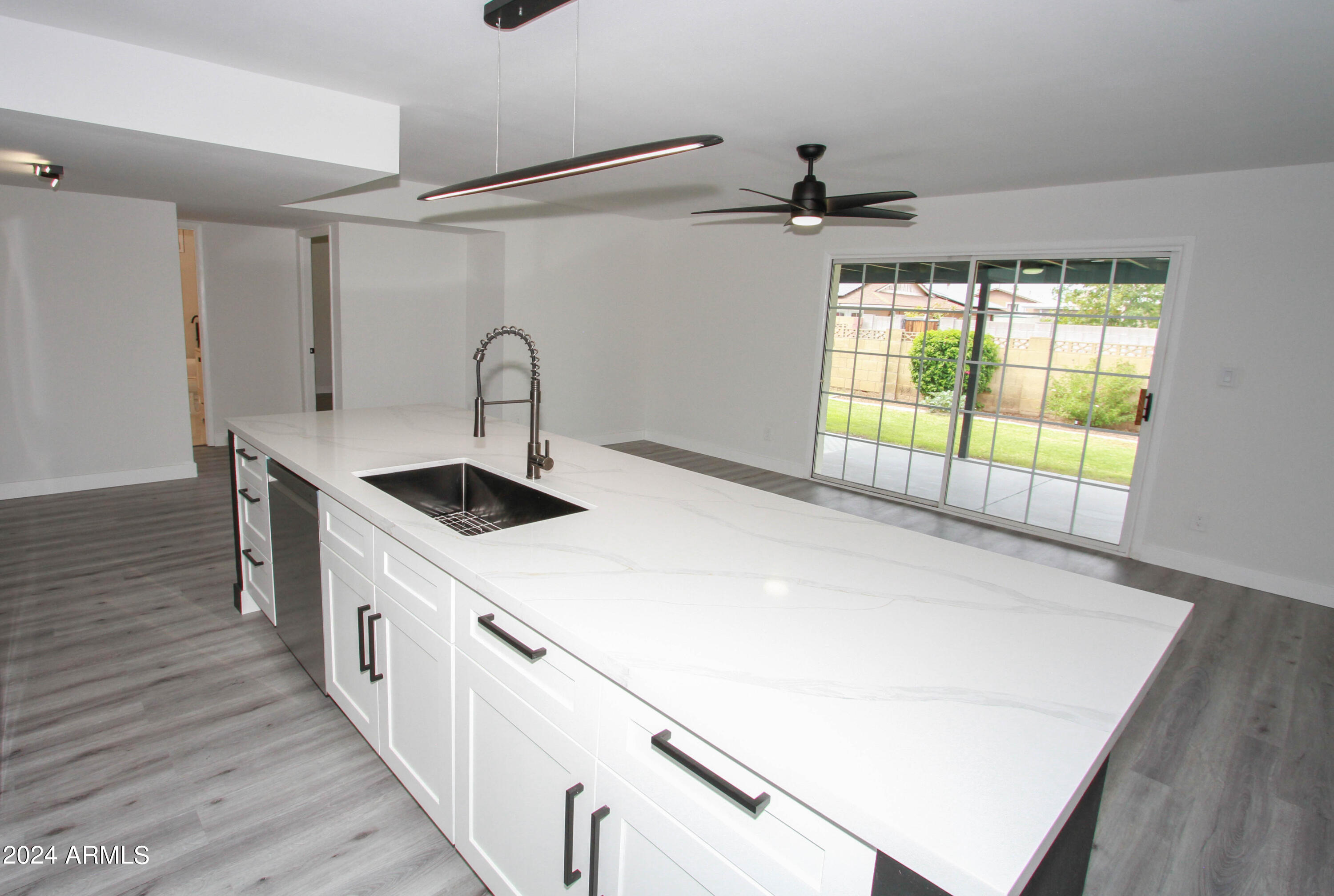 3442 West Hearn Road Phoenix, AZ 85053 - Photo 18 of 58 3442 W Hearn RD-19