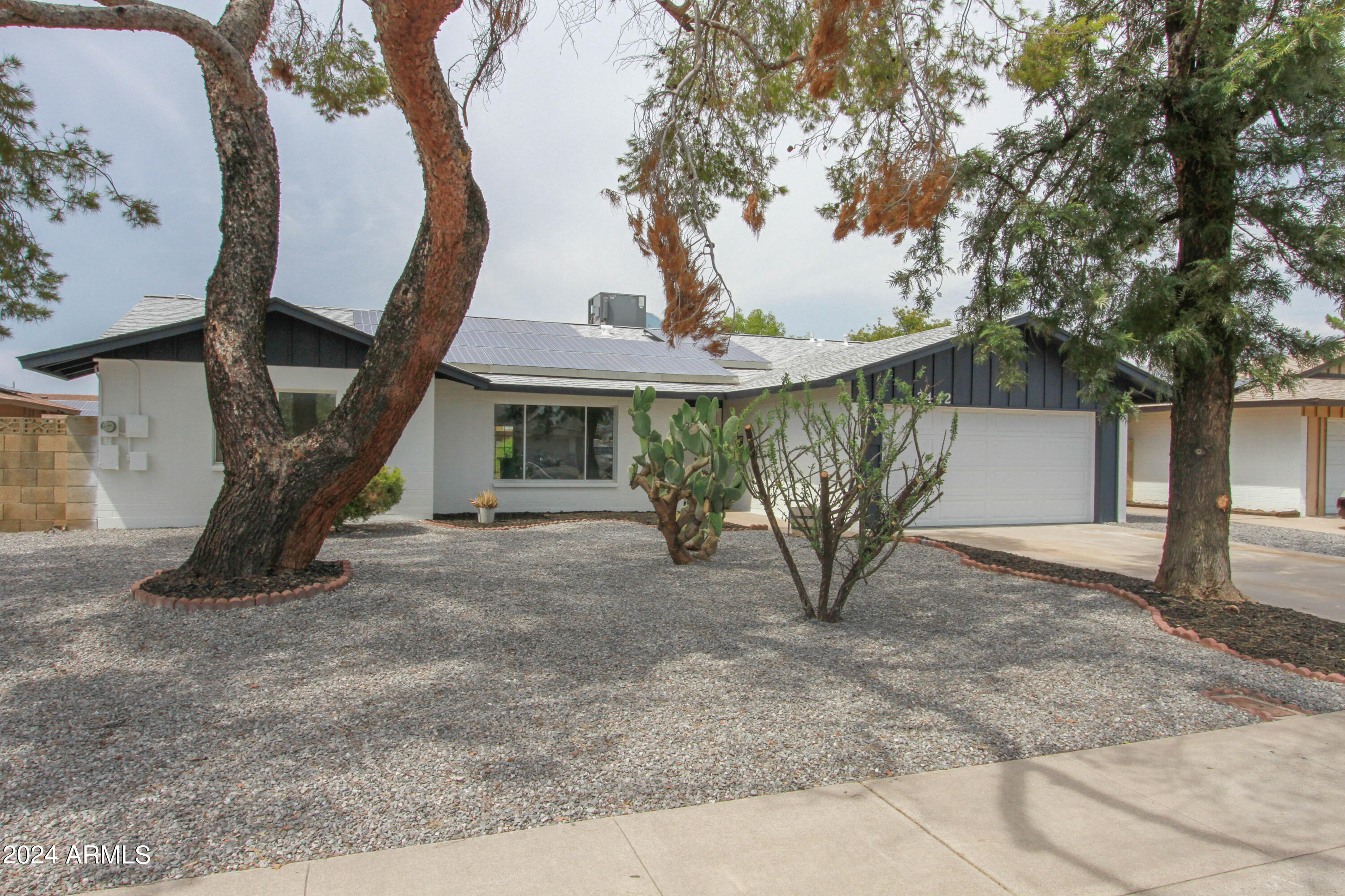 3442 West Hearn Road Phoenix, AZ 85053 - Photo 2 of 58 3442 W Hearn RD-2