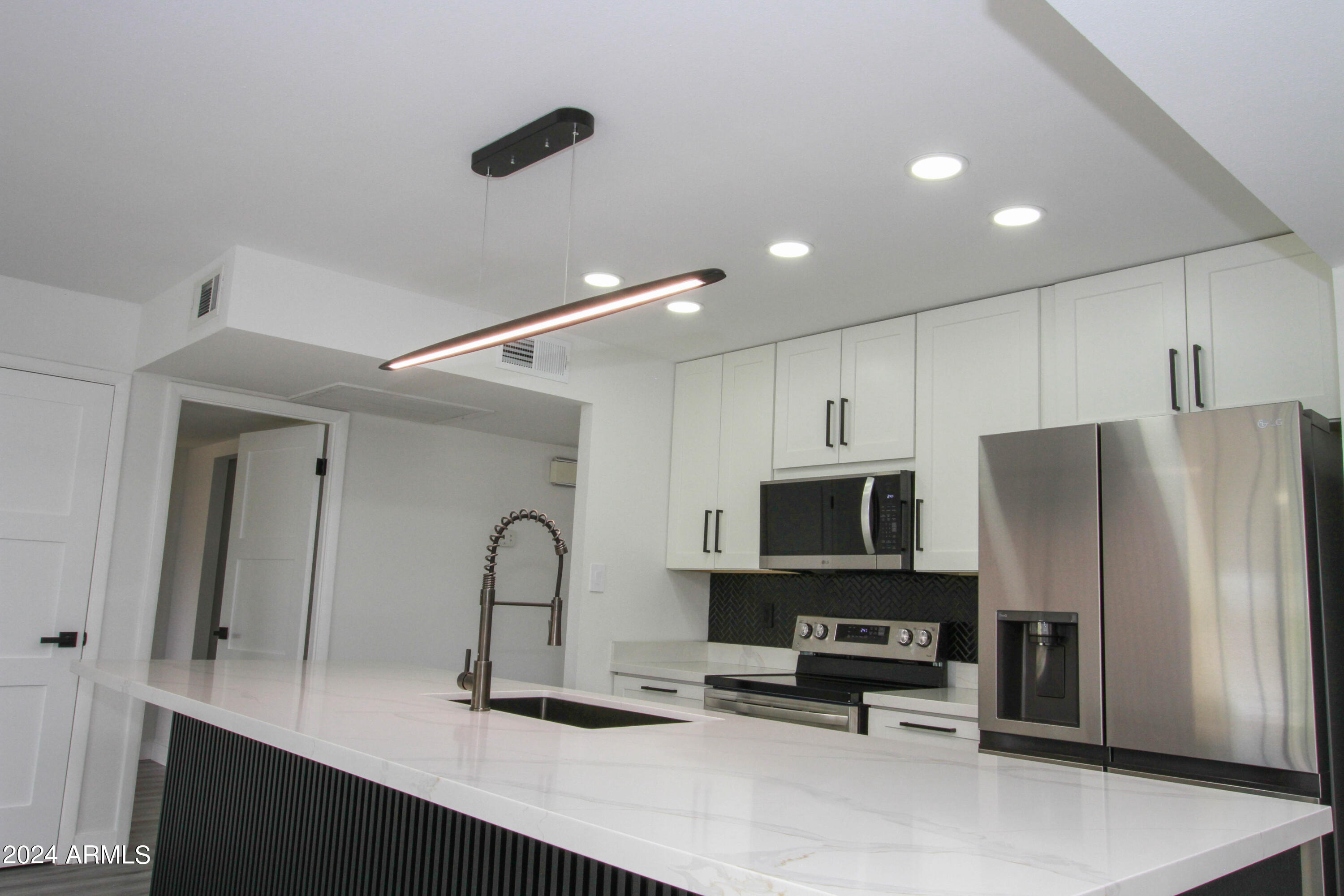 3442 West Hearn Road Phoenix, AZ 85053 - Photo 24 of 58 3442 W Hearn RD-25